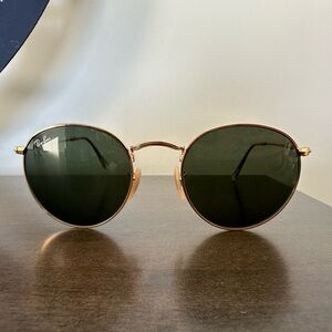 Ray-Ban Classic Gold Frame with Dark Green Lenses